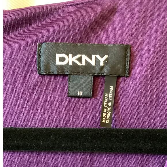 DKNY Purple Floral Flowy Dress Size 10 Knee Length - Romantic - Picture 2 of 3